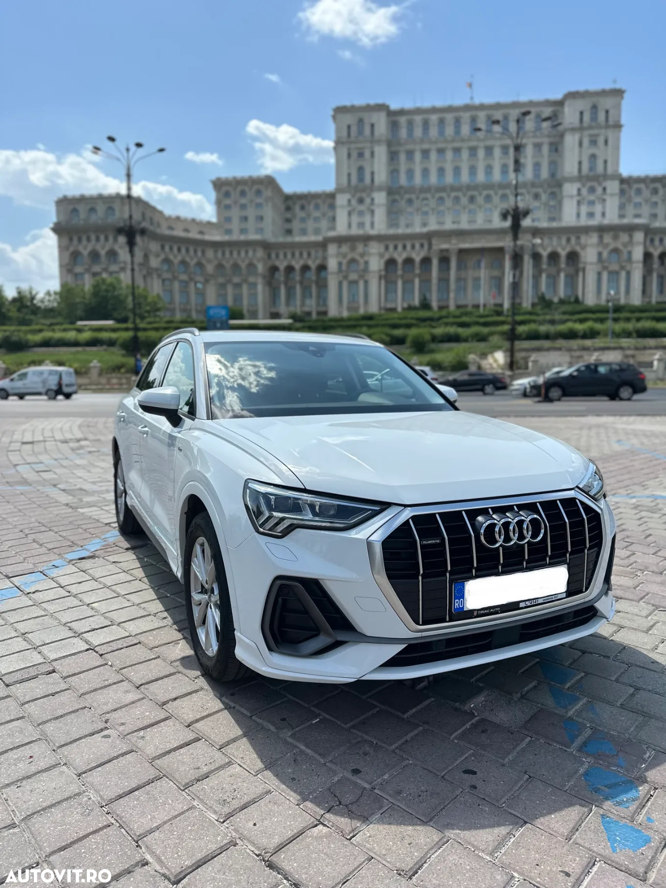Audi Q3 2.0 40 TFSI S tronic quattro - 2
