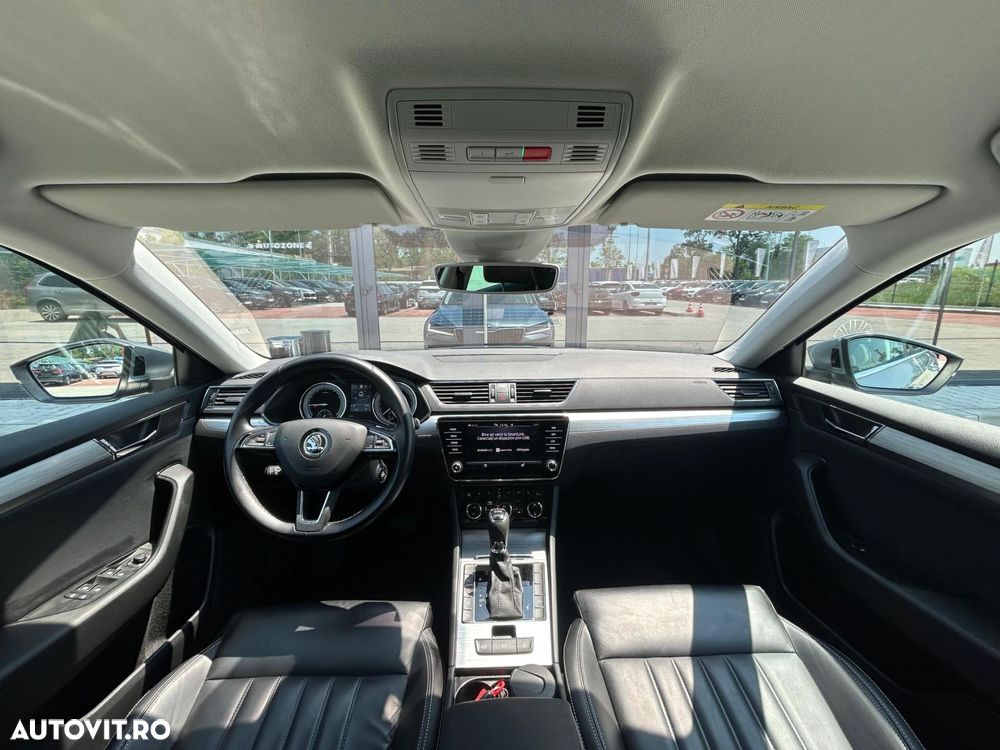 Skoda Superb 1.4 TSI DSG Ambition - 17