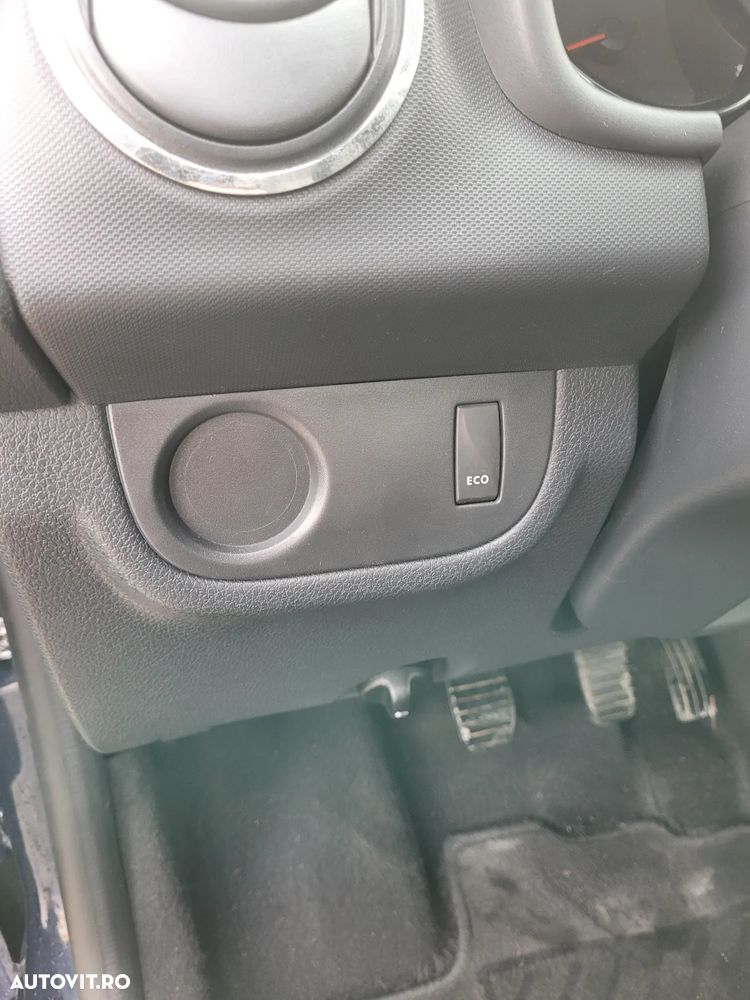 Dacia Logan 1.2 75CP Ambiance - 13