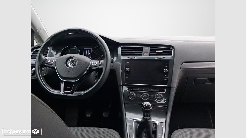 VW Golf 1.0 TSI Confortline - 12