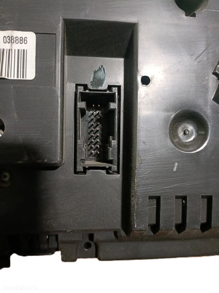 BMW seria 3 E90 05-12 2,0 B liczniki zegary 623038886 * - 8