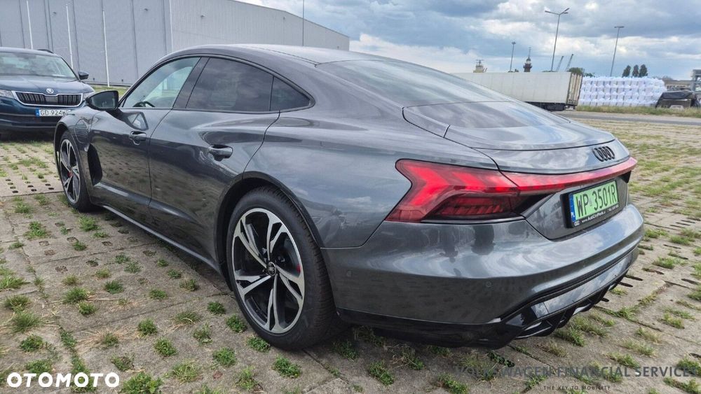 Audi e-tron GT - 6