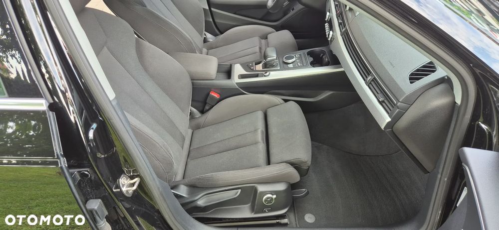 Audi A4 Avant 40 TFSI S tronic advanced - 10