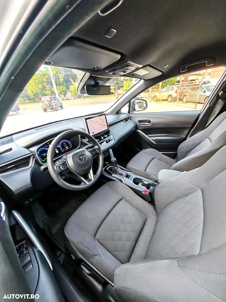Toyota Corolla Cross 1.8 VVT-i Team Deutschland - 13