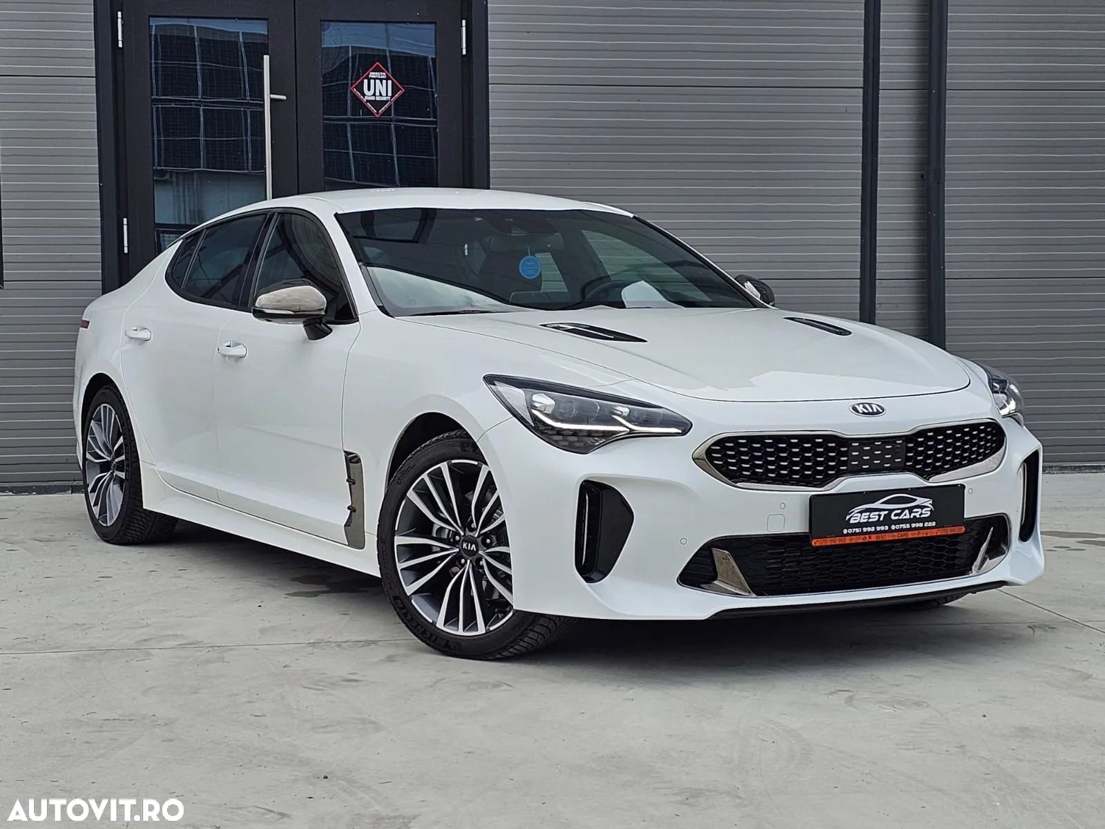 Kia Stinger 2.2 CRDI AWD GT Line - 1