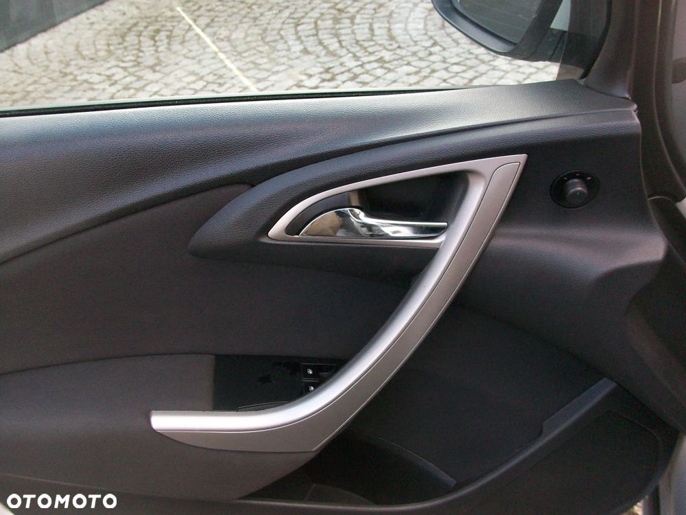 Opel Astra 1.4 Turbo Innovation - 16