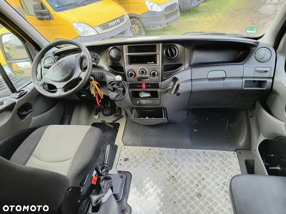 Iveco Daily 35s11 pocztowy POCZTA UPS DHL SPRINTER 308 FOOD TRUCK Autosklep - 18