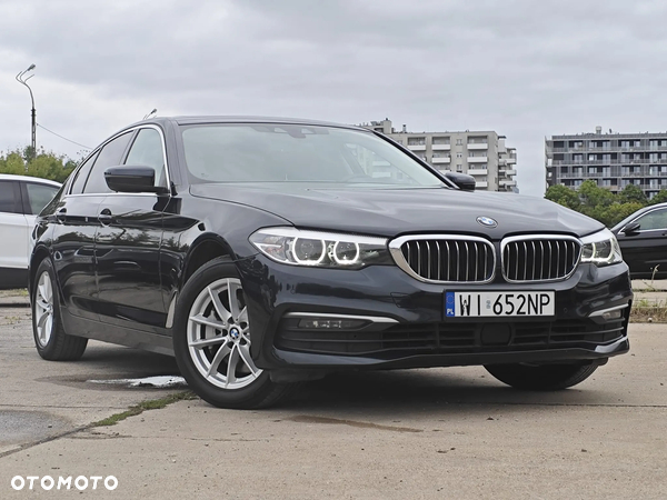 BMW Seria 5 530i GPF xDrive Luxury Line