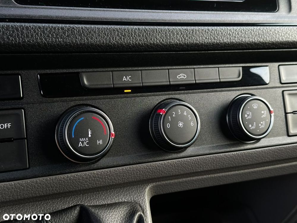 Volkswagen Crafter - 17