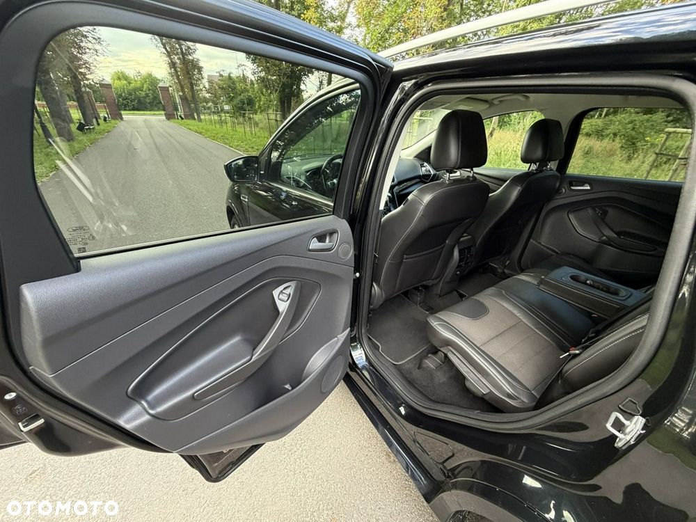 Ford Kuga - 21