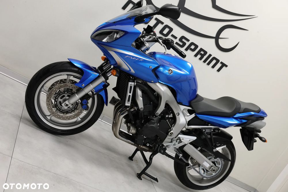 Yamaha FZ - 9