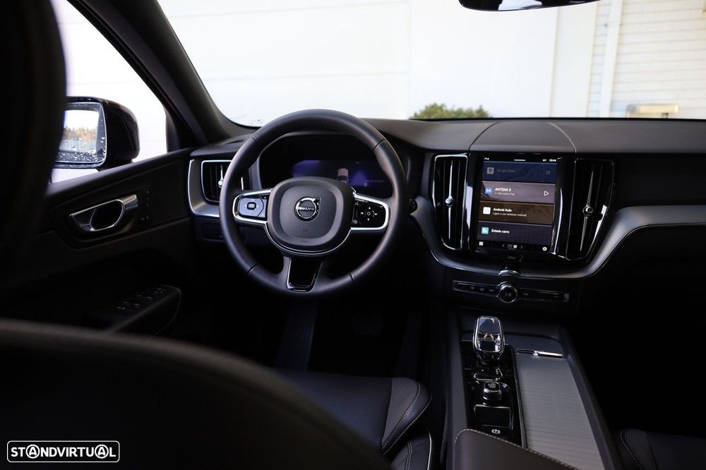 Volvo XC 60 2.0 T6 PHEV Black Edition AWD - 14