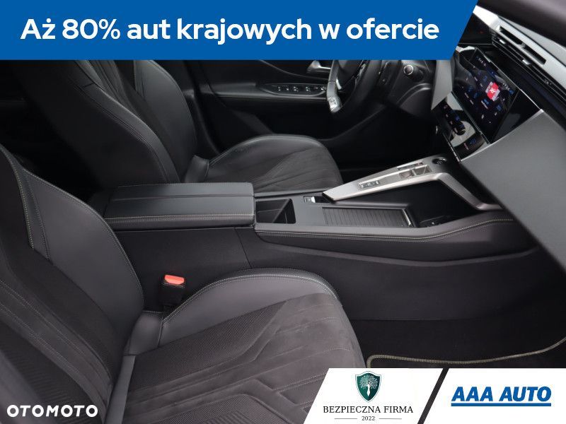 Peugeot 408 - 11