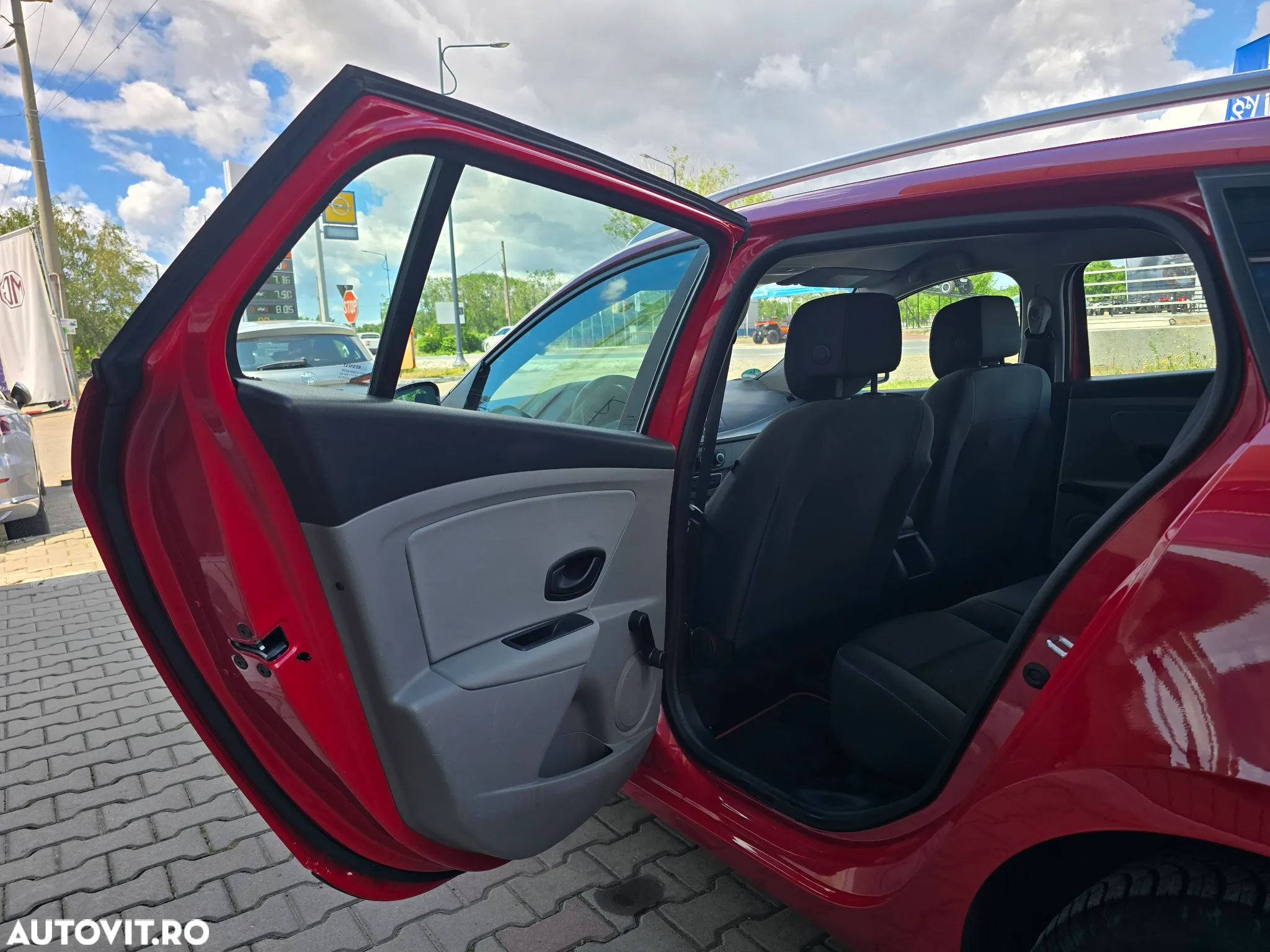 Renault Megane 1.6 16V 100 TomTom Edition - 14
