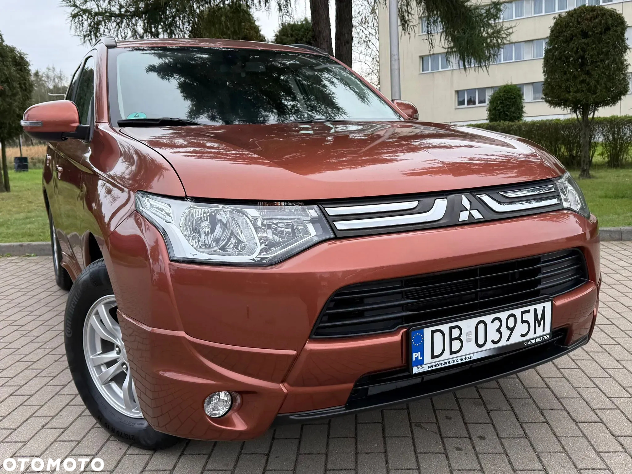 Mitsubishi Outlander 2.0 Invite + 2WD - 10
