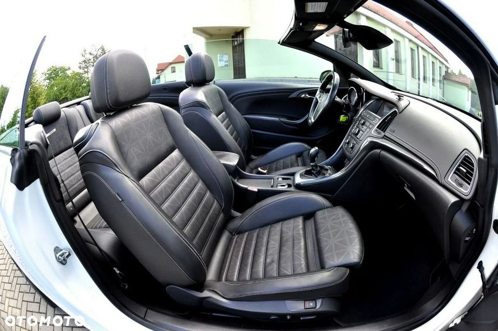 Opel Cascada - 22