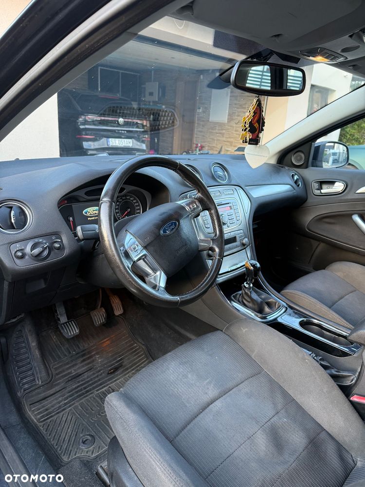 Ford Mondeo 1.8 TDCi Trend - 9