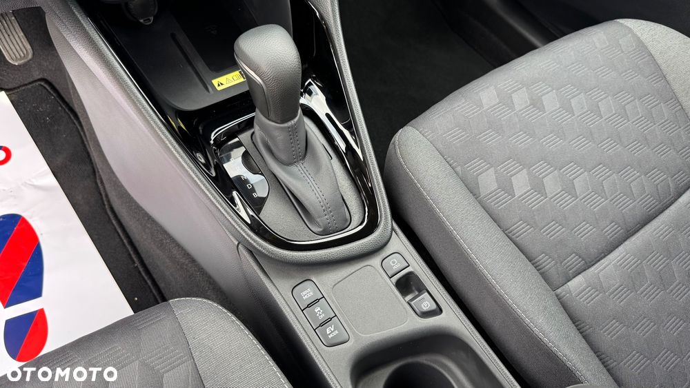 Toyota Yaris Hybrid 1.5 Style - 29