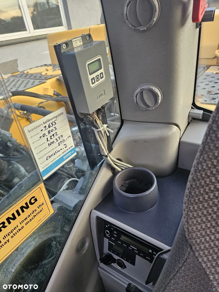 Volvo EC250DL - 14
