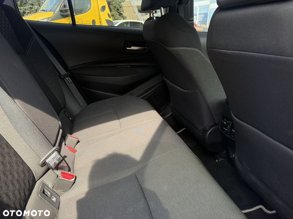 Toyota Corolla 1.8 Hybrid Style - 11