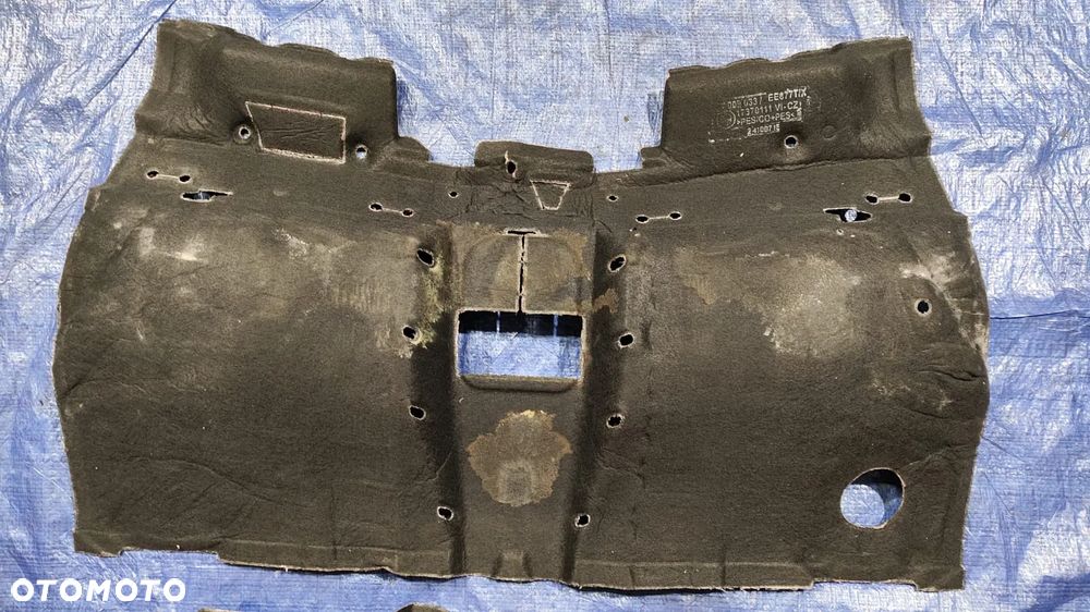 WYGŁUSZENIE IZOLACJA WYKŁADZINA MATA WEWNĘTRZNA PODŁOGI TYŁ ŚCIANY GRODZIOWEJ GRODZI TYLNEJ BAGAŻNIKA 7009033 7009035 BMW E63 E64 - 4