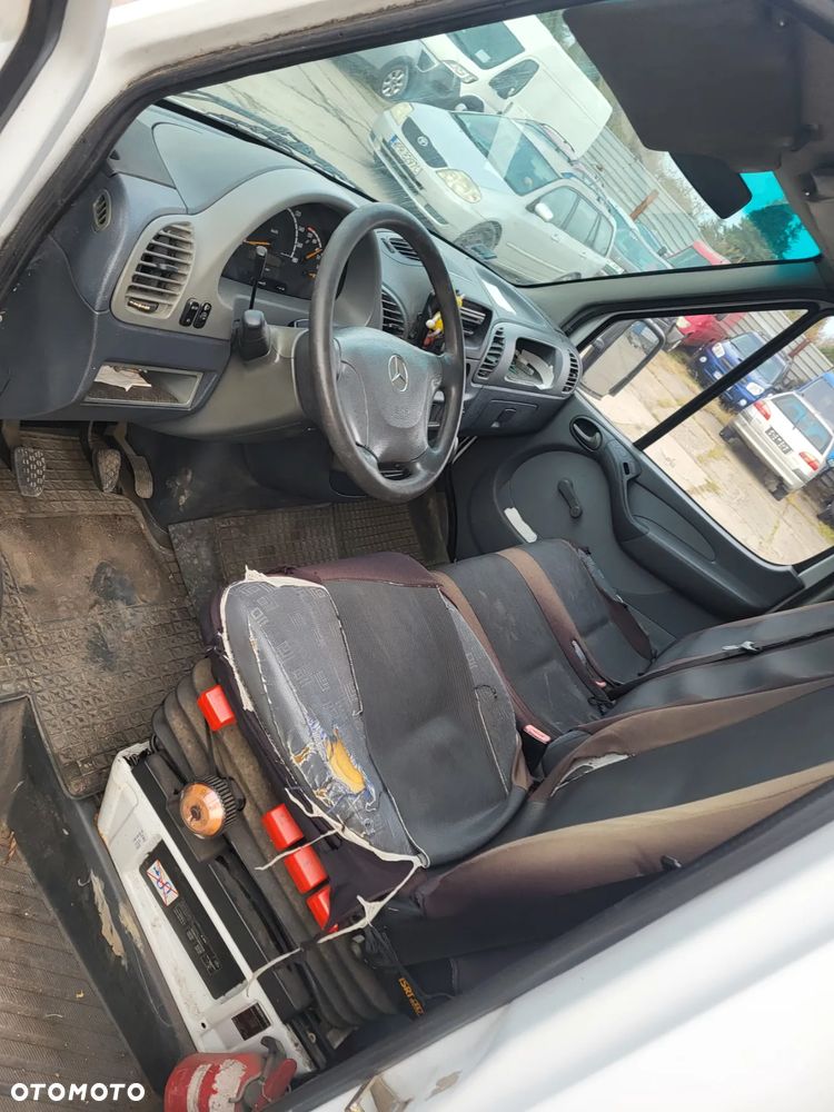 Mercedes-Benz Sprinter 313 - 9