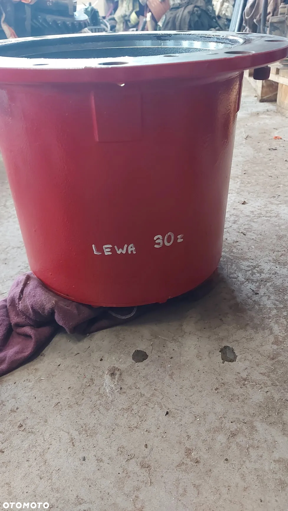 MAN TGA TGS Zwolnica lewa strona 30 zębów, koło koronowe - 8