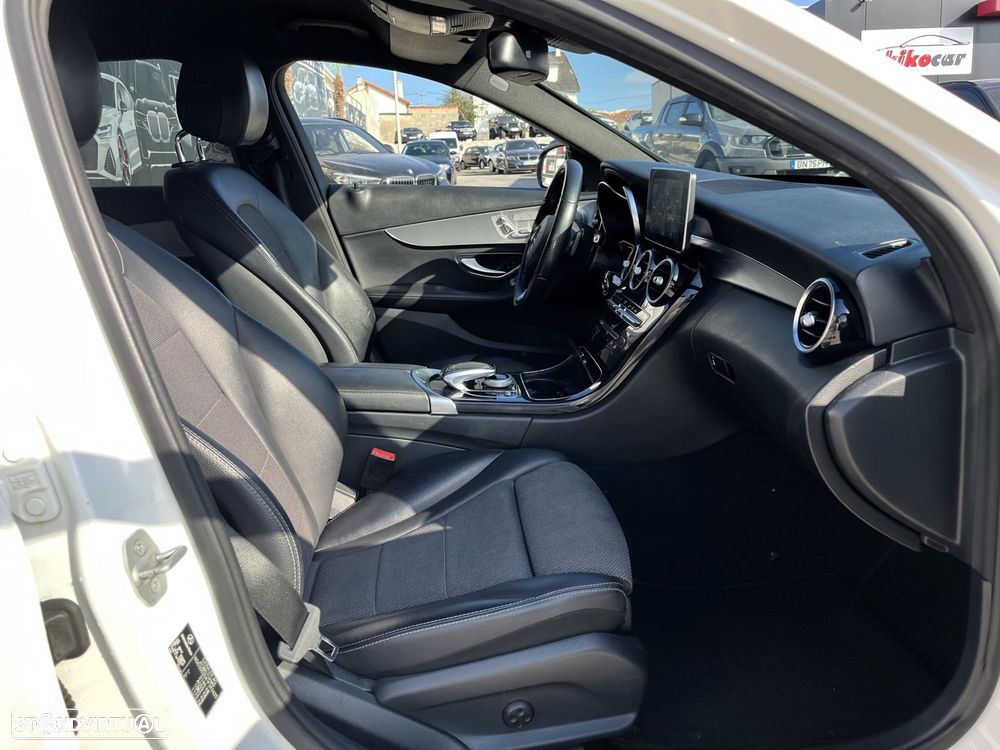 Mercedes-Benz C 220 BlueTEC Avantgarde Aut. — fotografia 32