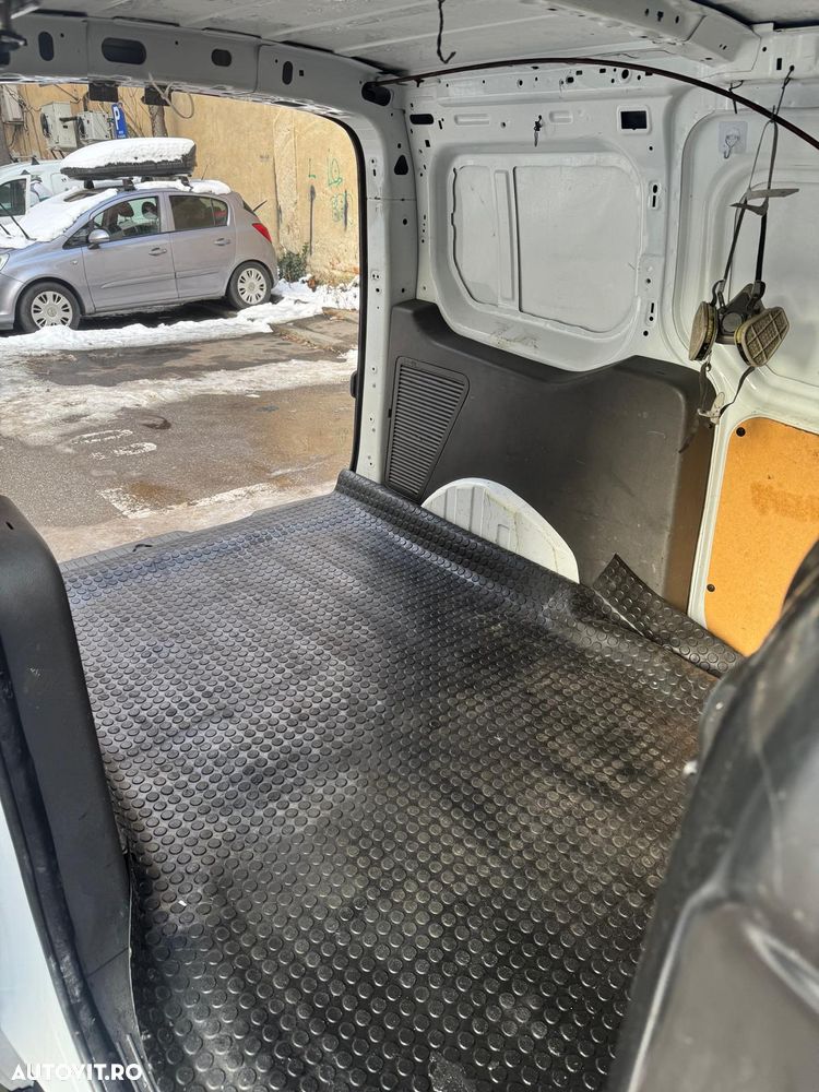 Ford Transit Conect - 4