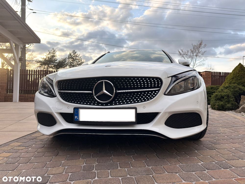 Mercedes-Benz Klasa C 180 7G-TRONIC - 3