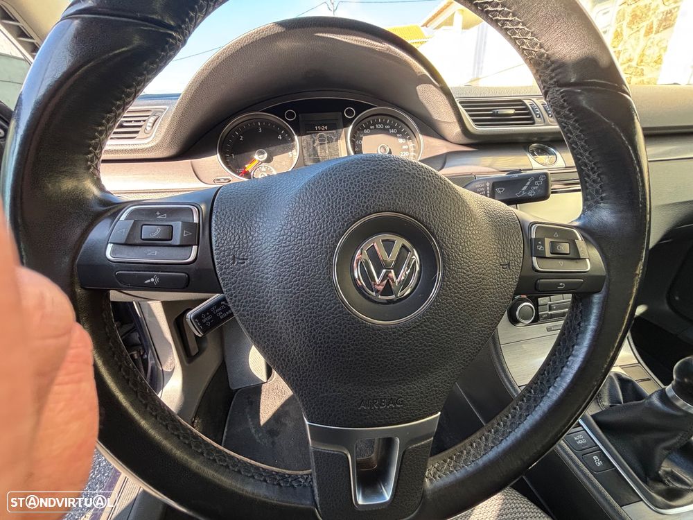 VW Passat Variant 1.6 TDI BlueMotion - 9