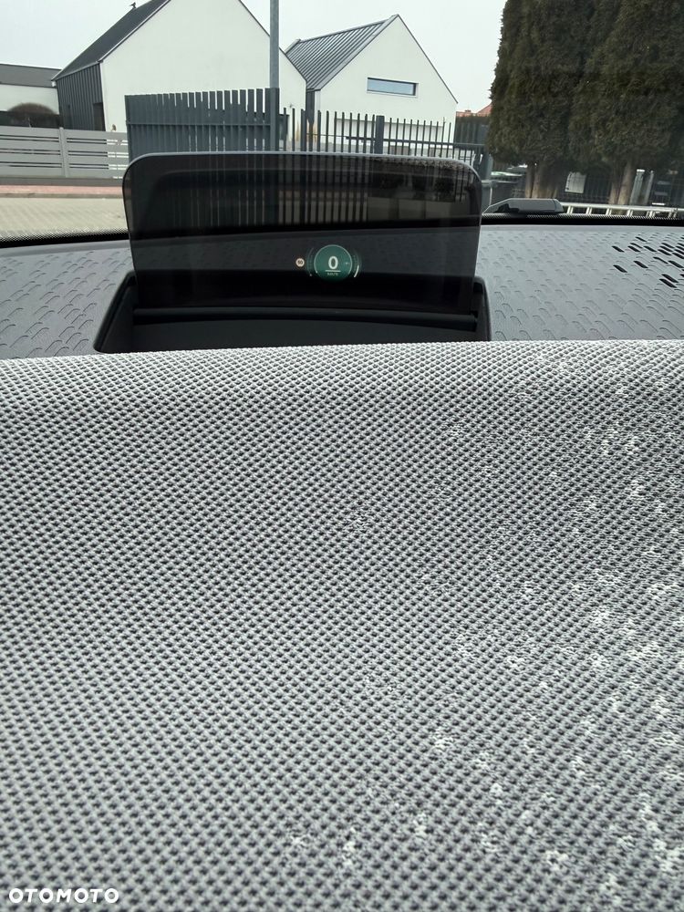 MINI Cooper E Favoured Trim - 22