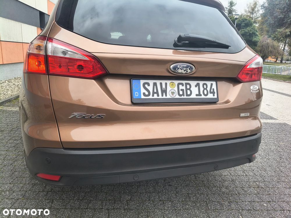 Ford Focus 1.6 TDCi DPF Champions Edition - 36