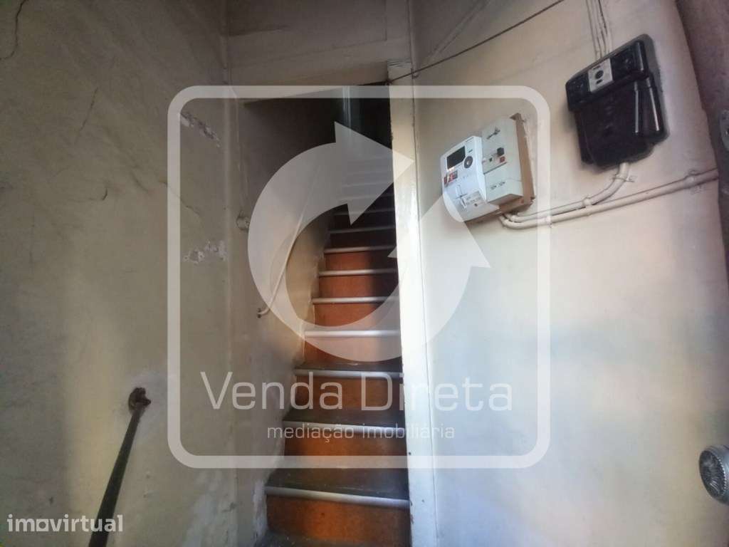 Prédio no centro de Alcântara, em zona de turismo, Lisboa. - Grande imagem: 3/27
