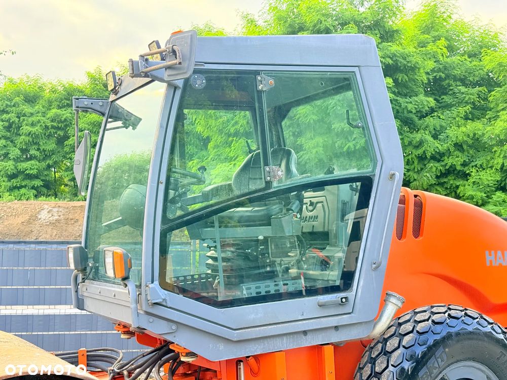 Hamm * Walec Drogowy * Hamm 3307 * Guma Stal * 7000 kg * - 9
