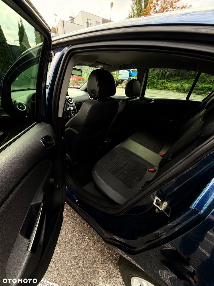 Opel Corsa 1.4 16V Energy - 17