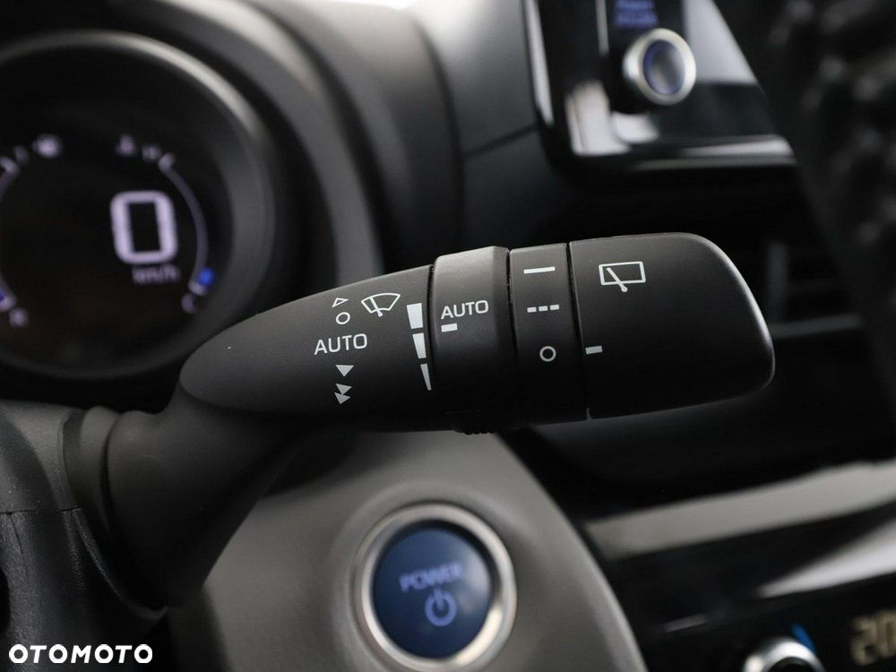 Toyota Yaris Cross Hybrid 1.5 Dynamic - 31