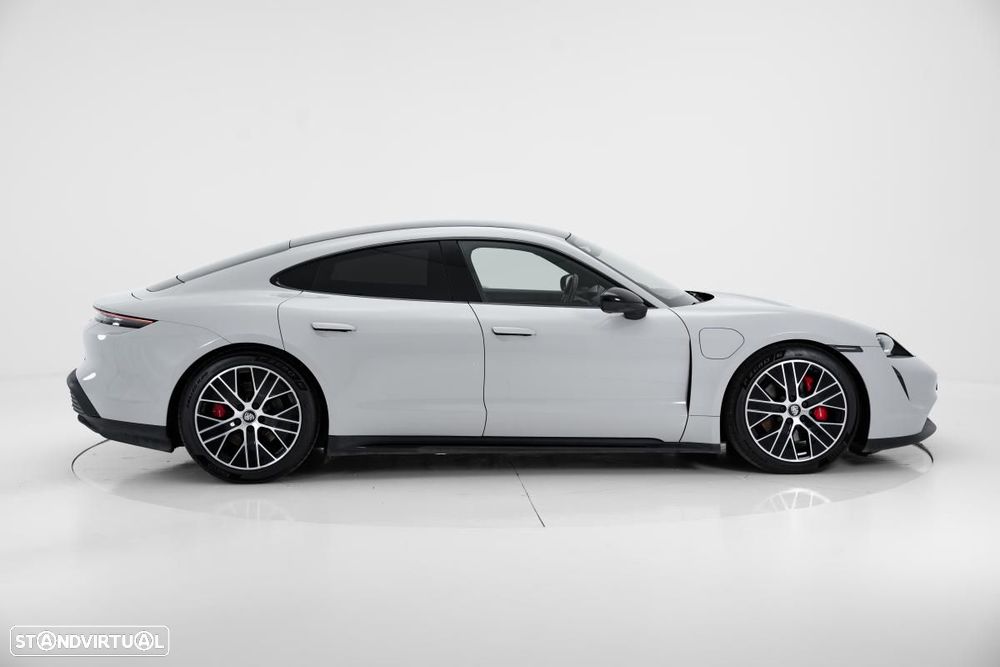 Porsche Taycan 4S - 3