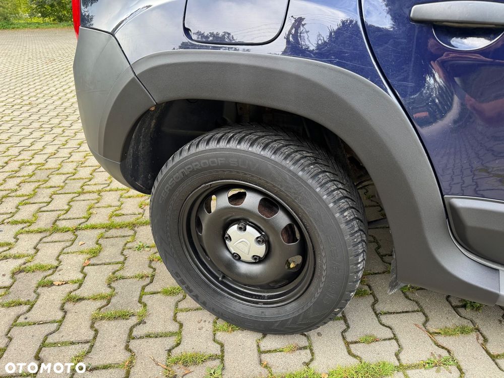 Dacia Duster 1.6 SCe Laureate 4x4 S&S - 27