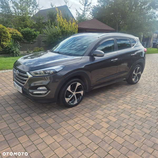 Hyundai Tucson blue 1.7 CRDi 2WD Intro Edition