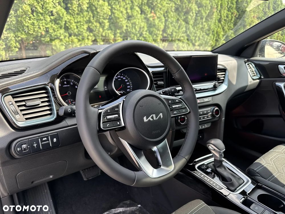 Kia XCeed 1.6 T-GDI Tribute DCT - 10