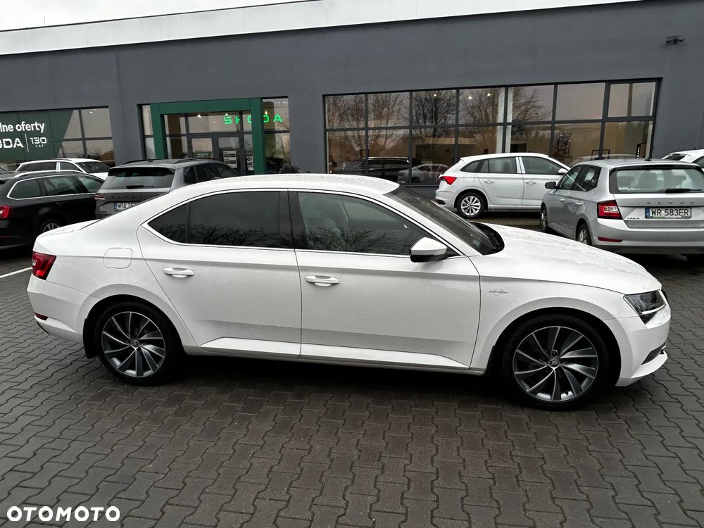 Skoda Superb 1.5 TSI ACT L&K DSG - 4