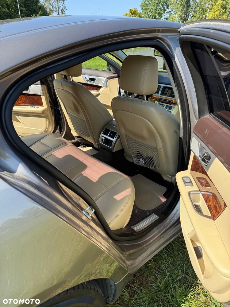 Jaguar XF 3.0 V6 D Luxury - 28
