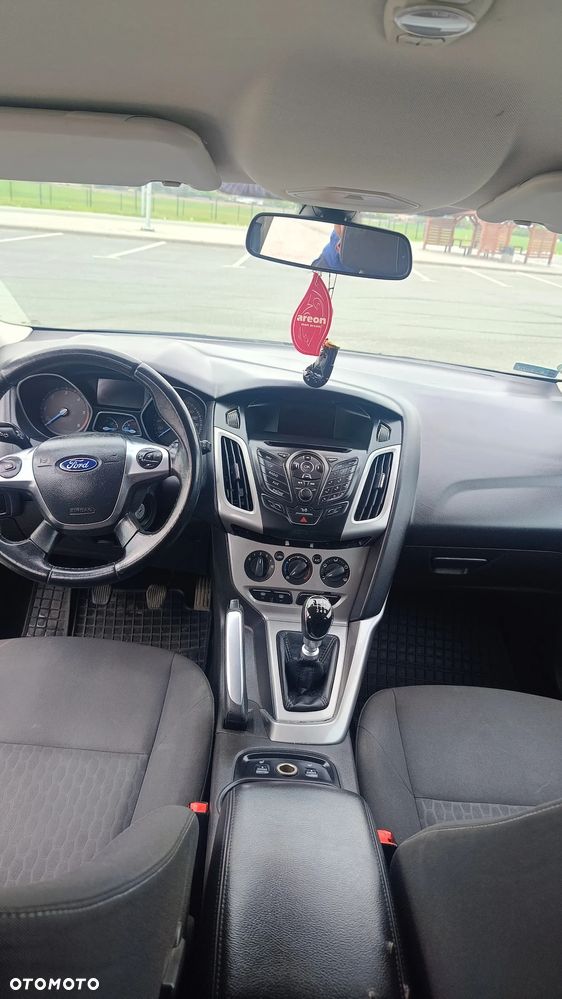 Ford Focus - 12