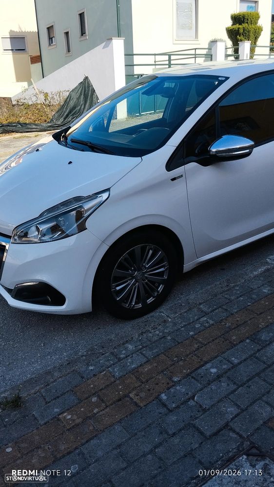 Peugeot 208 1.2 PureTech Style - 16