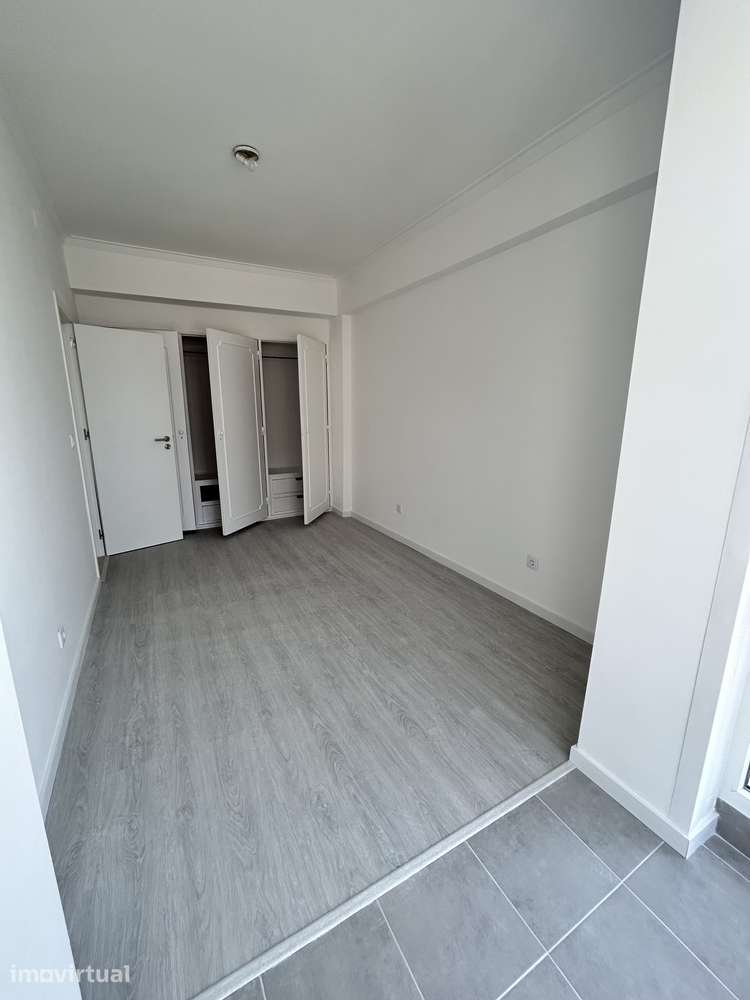 Apartamento T2 Monte Abraão - Grande imagem: 5/11