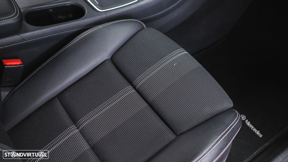 Mercedes-Benz CLA 200 d Shooting Brake Urban Aut. - 32