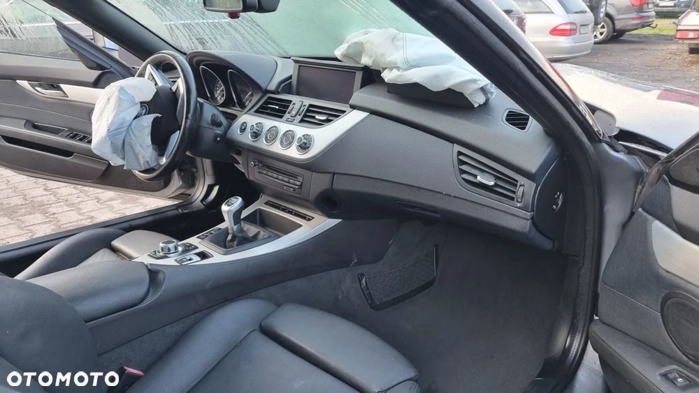 BMW Z4 sDrive30i - 28