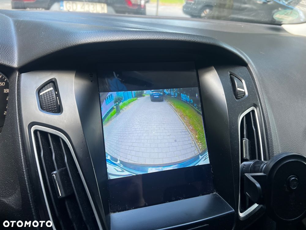Ford Focus 1.0 EcoBoost Titanium - 9