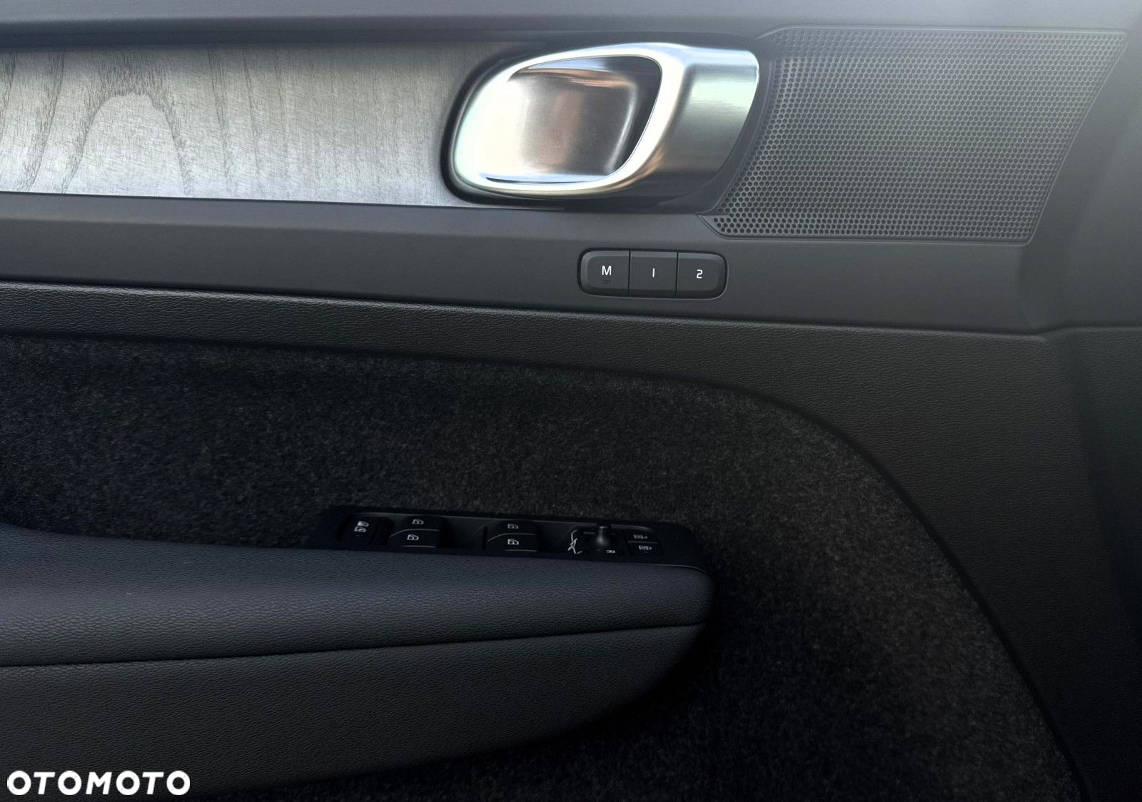 Volvo XC 40 - 23
